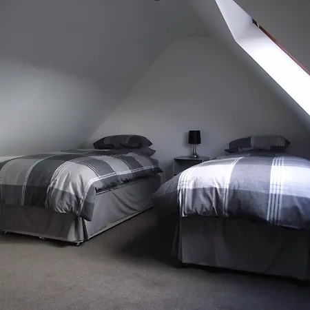 6B Church St. Dingwall Apartment Room photo